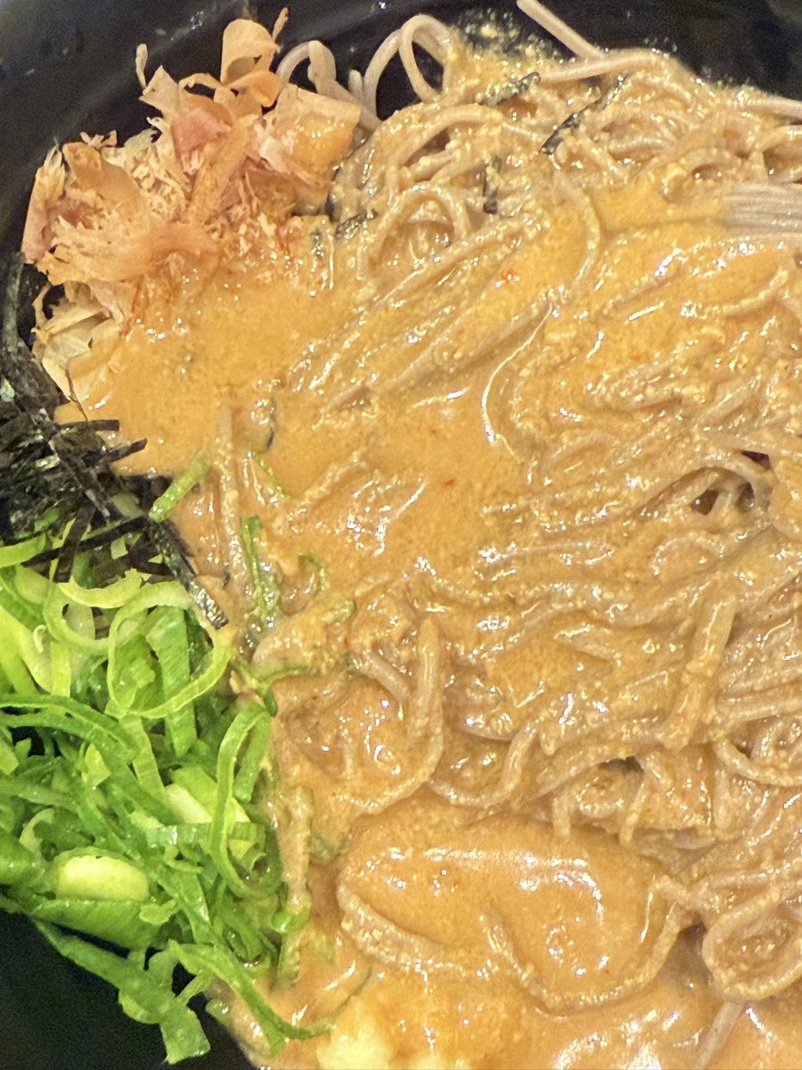 ota_ta_aaa's tweet photo. ごまダレつけそば食べた🫠 https://t.co/ozGjOO5E9V