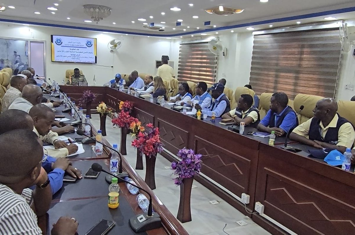 whosudan's tweet photo. While in White Nile State, @RaoufMazou &amp; @DrShible met with State administrative &amp; health officials; discussed the health &amp; basic services needs of refugees, displaced persons, host communities &amp; non-hosting residents of the state &amp; called for an all-encompassing health response. https://t.co/5czbsSGUiI