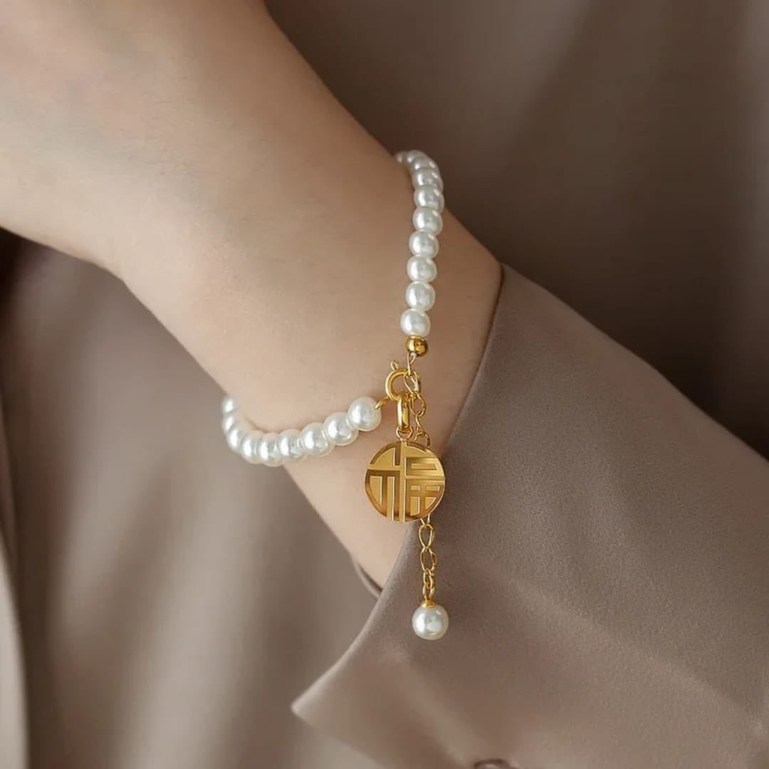 Cindy_FabieK's tweet photo. Bracelets disponibles 
3500f l’unité.
2 à 6000f https://t.co/cyXKiwHSIq