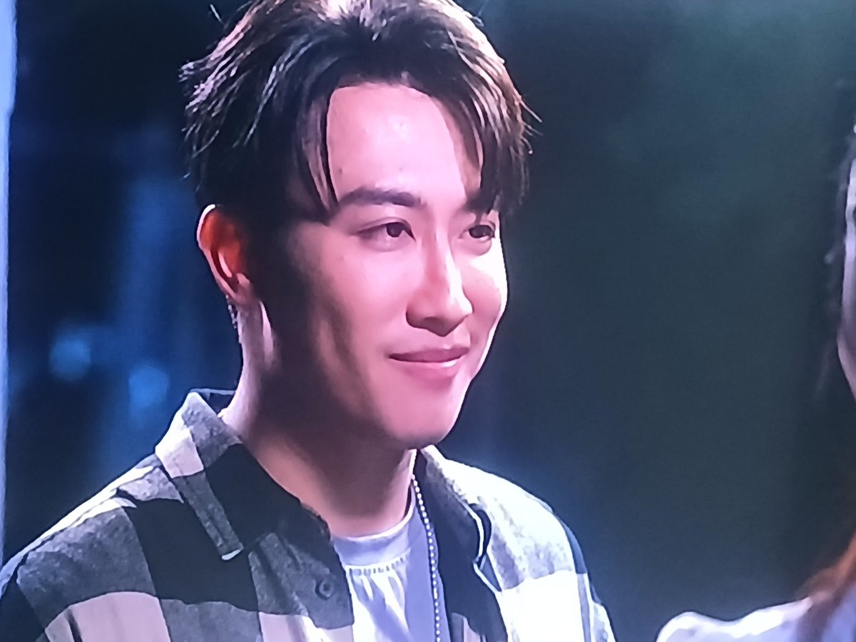 luckyy2718's tweet photo. บรึ๋ยยย...ที่อ้ายทำวันนี้ อ้ายทำเพื่อทรายย ไม่เบานะ..เจ้ากล้า รักคนที่เค้ารักเรา มันก้อสดใสหัวใจแบบนี้หล่ะ ถ้ารักแต้ว กินแห้วแถมปวดใจ🤭🫠🌹
#นุ๊กธนดล
#NookThanadon 
#Nook 
#สิงโตลำซิ่งep23
#สิงโตลำซิ่ง https://t.co/etVHukcMy9