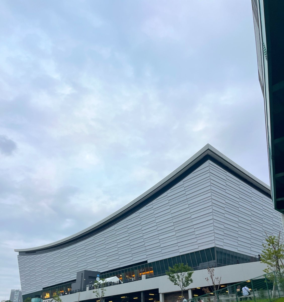 89880888E's tweet photo. 有明アリーナのモンキーFCライブ行ってきた😆
楽しかった https://t.co/okhCJmmqjf