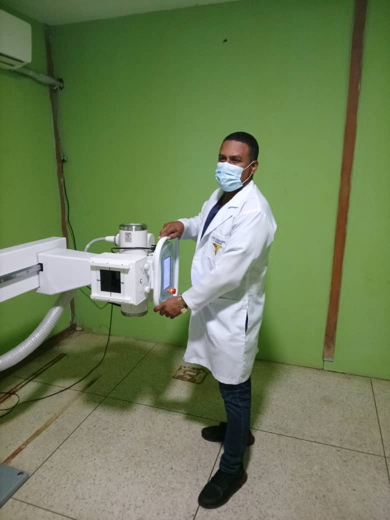 cubacooperaven's tweet photo. Salud activa en Delta Amacuro. 🇨🇺🇻🇪 Desde las Salas de Rehabilitación "Eneida Borrero" y "Ramón Aristides Lira", hasta el CAT "Dionisio Amaya" y los CDI en Casacoima, nuestros colaboradores garantizan servicios de calidad. 
#CubaPorLaSalud #CubaPorLaVida https://t.co/iyIQAmQLfC