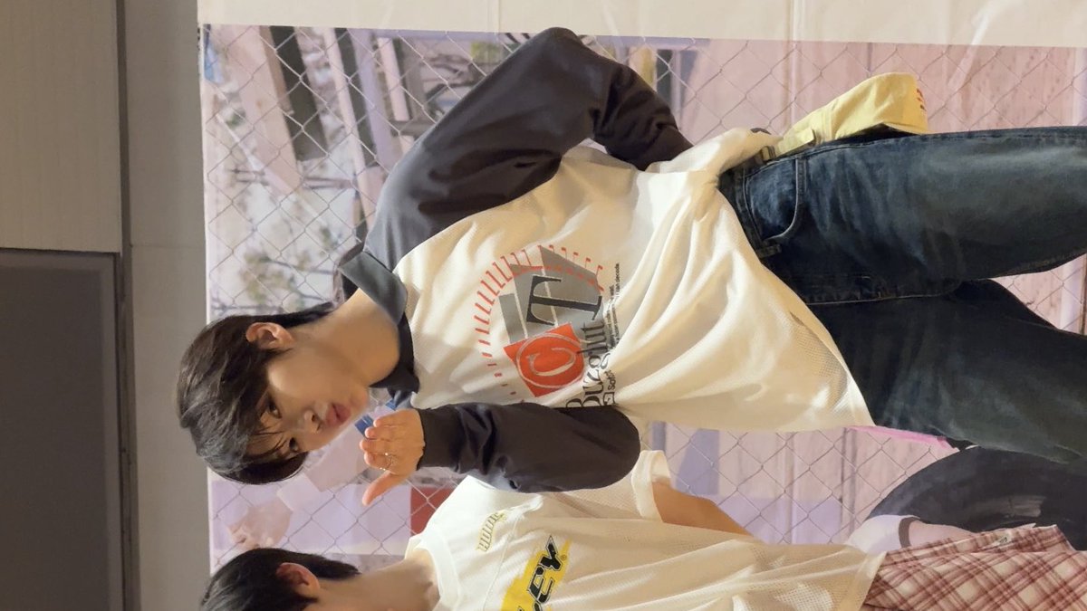 luuvmakeslife's tweet photo. 실수로 도쿄행 비행기에 올라탔더랬죠.. https://t.co/5wLCFCYntt