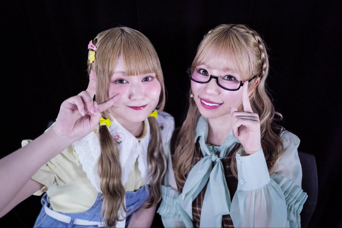 rui_kanimiso's tweet photo. 久川凪　立花日菜ちゃん

凪ちゃんがそこにいました。本当に尊敬。
舞台裏でも優しくフォローする姿が印象的で
終始ひなちゃんにメロメロでした。
素敵な子。可愛すぎて、守りたい。

📷田辺カメラ

#デレミュ_オブザデッド 
#デレミュオブザデッド_観劇レポート https://t.co/X7BeJcSMxa