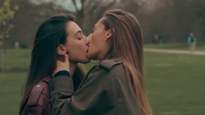 zeudinersarg's tweet photo. Zeudi: "Creo que el amor debe vivirse con sinceridad y libertad" 
❤️‍🔥🏳️‍🌈🤍
#zeudiners
🔗https://t.co/2yst9c7lF2 https://t.co/HVXefjbXc1