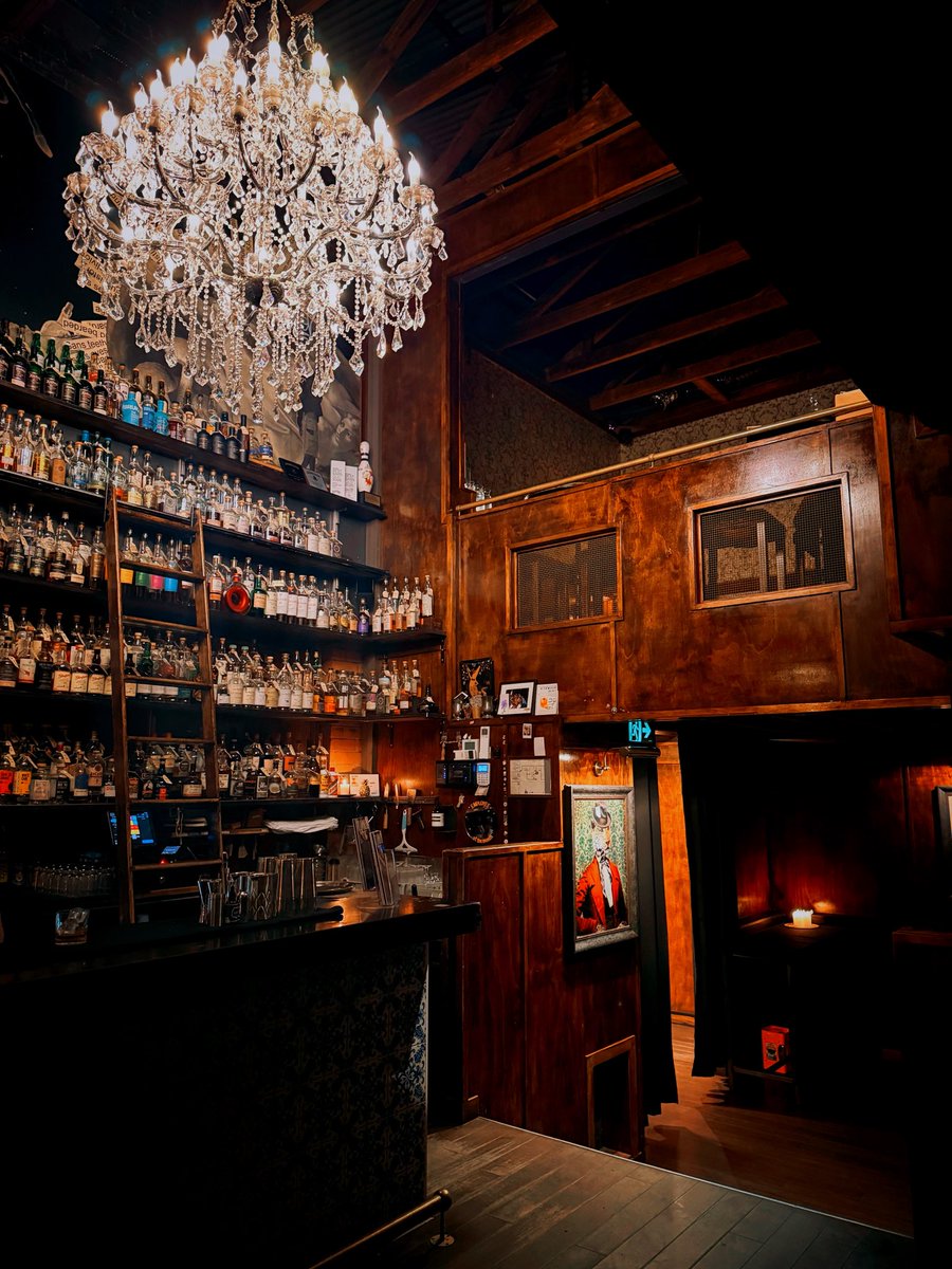 terizzang's tweet photo. So last night, I went to a bar by myself. By the end of the night, I ordered a fourth whiskey and Coke, and I had a cock as well 😝 https://t.co/DWzGs7wchj