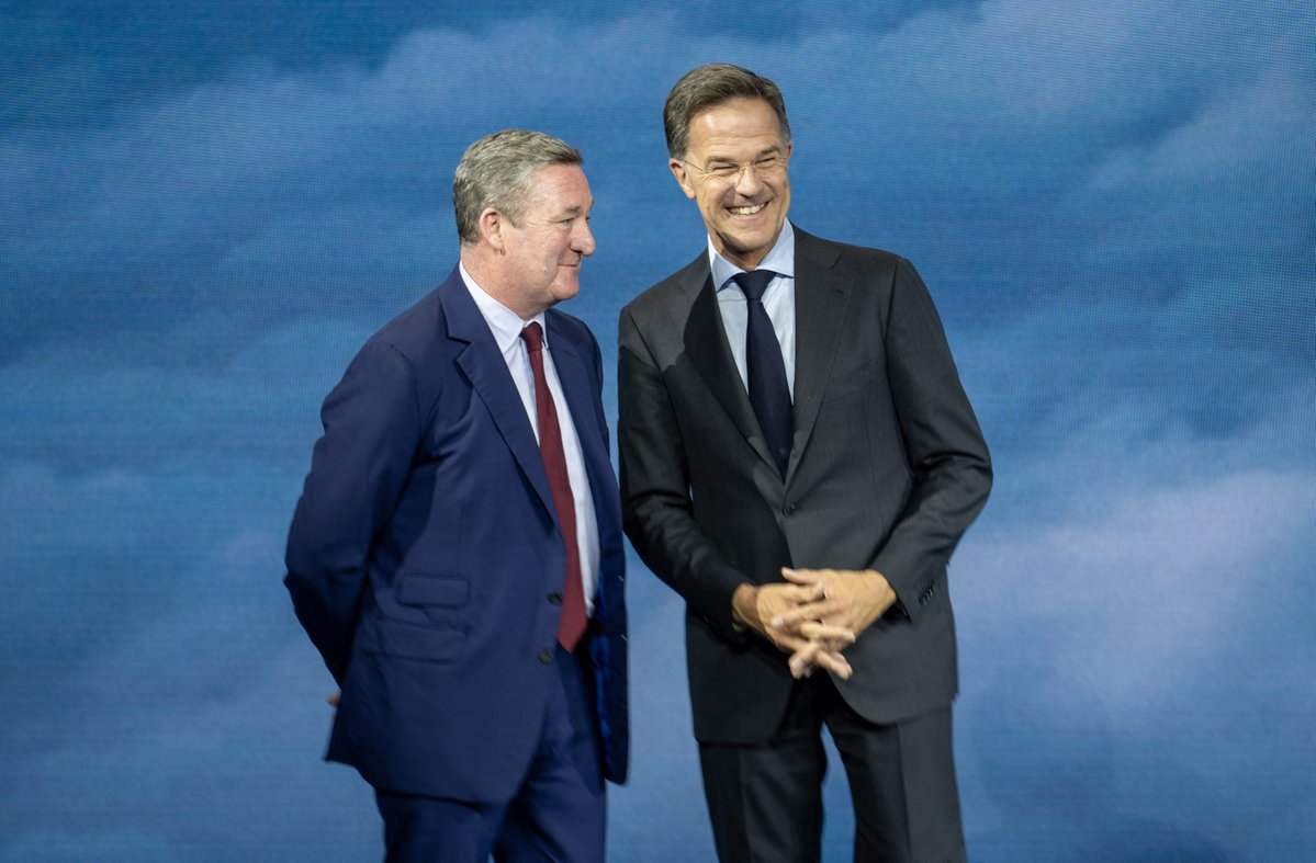 AirbusDefence's tweet photo. .@SecGenNATO has officially announced the incorporation of Finland 🇫🇮 as a new member of the Multinational MRTT Fleet, expanding the base of participating nations and reinforcing European sovereignty in critical defence capabilities.  

The #A330MRTT MMF programme now comprises nine participating nations: the Netherlands, Luxembourg, Norway, Germany, Belgium, Czechia, Sweden, Denmark and Finland.

The announcement showcases the strong cooperation between @NATO, the participating nations and industry, led by Airbus. The programme stands as an example of how nations can pool and share resources to secure continuous access to state-of-the-art capabilities, demonstrating how Europe can respond effectively to evolving security challenges through innovation and cooperation.

With nine A330 MRTTs in operation from a total order of 12 aircraft, the MMF unit has already deployed to  NATO's Eastern Flank, supported civilian and refugee evacuations in Afghanistan, and participated in multinational exercises in the Indo-Pacific region.