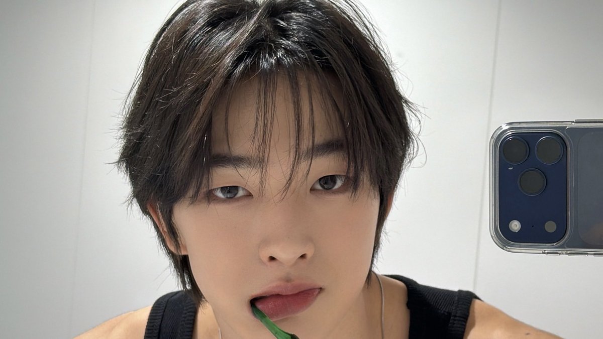 tbomoya's tweet photo. Tootbrush? No rush. https://t.co/RKoeY2EO2S