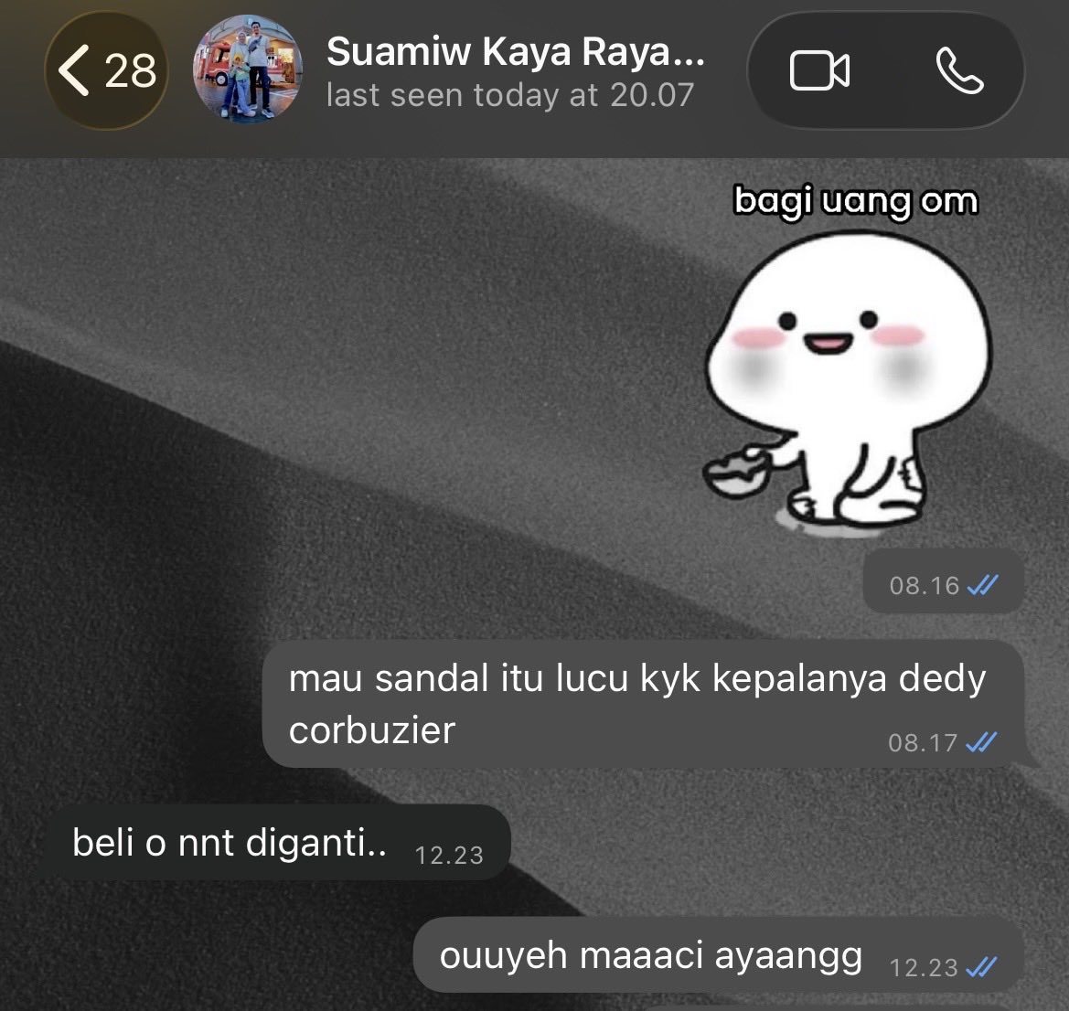 meongrainta's tweet photo. tebak kepala 🤣🤣🤣🤣 https://t.co/JV81T1ahaM