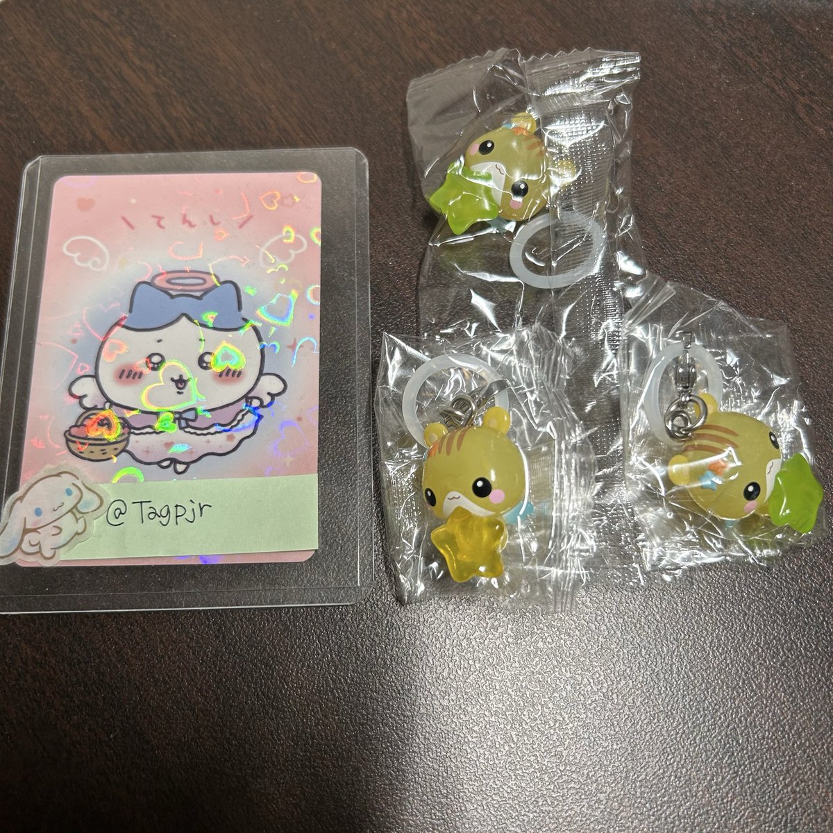 Tagpjr's tweet photo. 【交換】平成ファンシーキャラクターズ めじるしアクセサリー

譲：フワフワらびちゃんC.D
求：まじかるみゅーちゃんA.B＞フワフワらびちゃんA.B

郵送でのお取引。まとめて優先。検索からでもお声がけください。 https://t.co/pQdfovAAMw