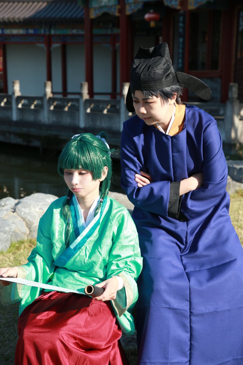 a3daisuki's tweet photo. 【cos/薬屋のひとりごと】

🐕「嬢ちゃんは見た目によらず賢いなぁ！」

🐈‍⬛「李白様は見た目通り馬鹿力なのでもう少し手加減してください...」

猫猫⇒けむ@kemuchun 
李白⇒ヨネスケ

photo📸ぐっさん@252co2 

※ロケ地許可済み https://t.co/FggYIcZ2pf