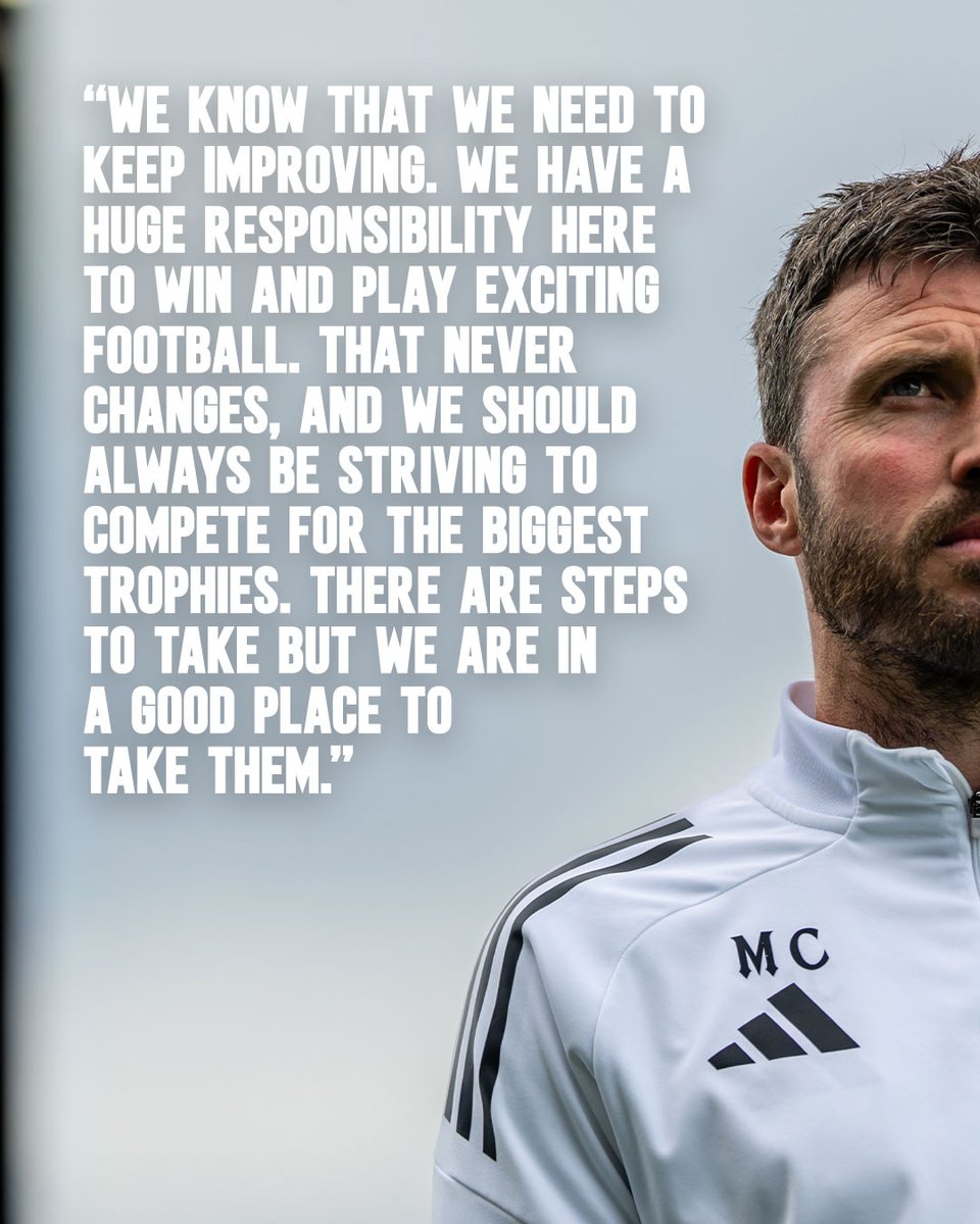 ManUtd's tweet photo. The key quotes from Michael's Yearbook column 📝➡️