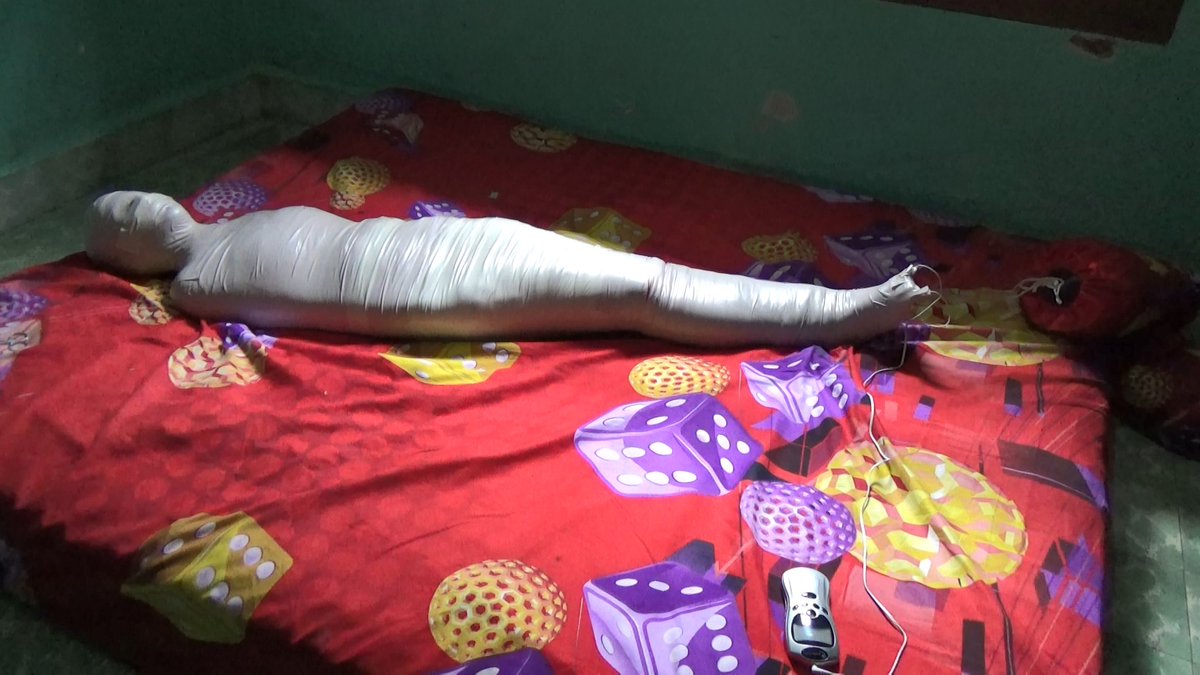 randymummify_'s tweet photo. RandyMummify Blanket+Tape Mummification+Electric Shock+Breathplay (2)
> https://t.co/gwyeMVcfgh
#randymummify #fetish #bdsm #bondage #mummify #mummification https://t.co/KZuYkk5gRi