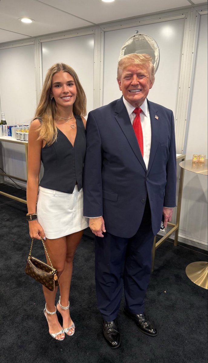 QMegaTrump's tweet photo. Spending time with President Trump is quite a treasure.

Would you love to meet him in person someday?

A. Yes — Absolutely!  
B. No https://t.co/6J7RXsgis0