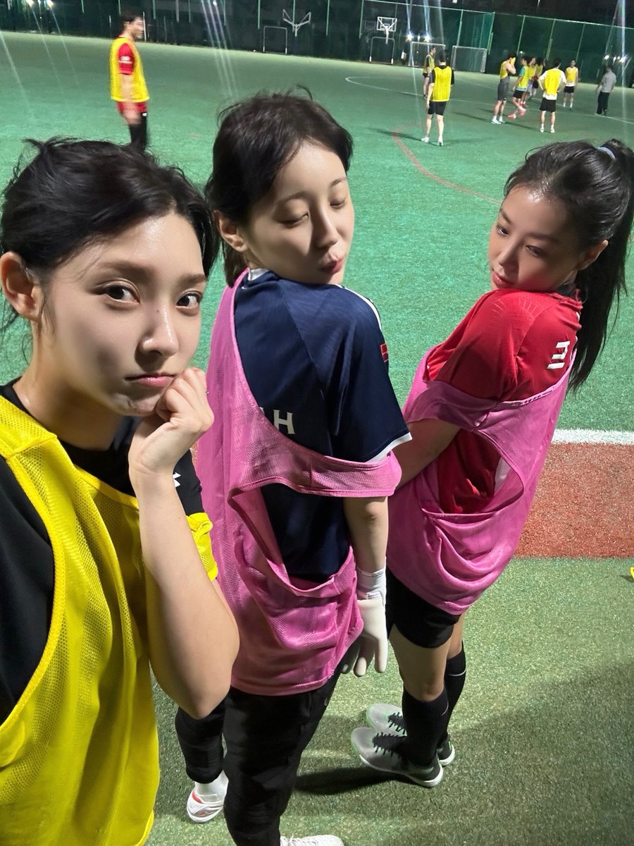 chaenpics's tweet photo. LEE CHAEYEON 'chaestival_' IG UPDATE 

#이채연 #LEECHAEYEON https://t.co/fkwQryaRAQ