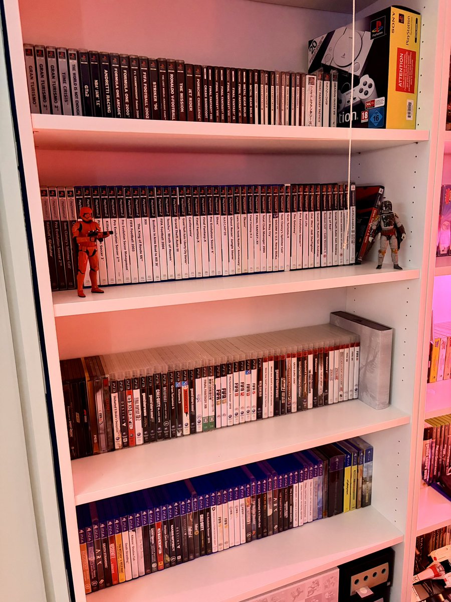 jtmooten's tweet photo. @PlayStation This picture scares PlayStation https://t.co/CxCtWdiOTl