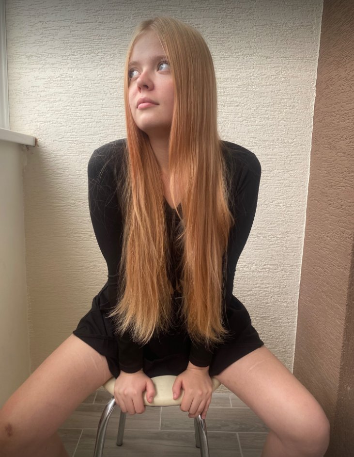 zuzlinka_'s tweet photo. Uhodneš, na co právě myslím? 😏👀 https://t.co/YDjrHLEVHH
