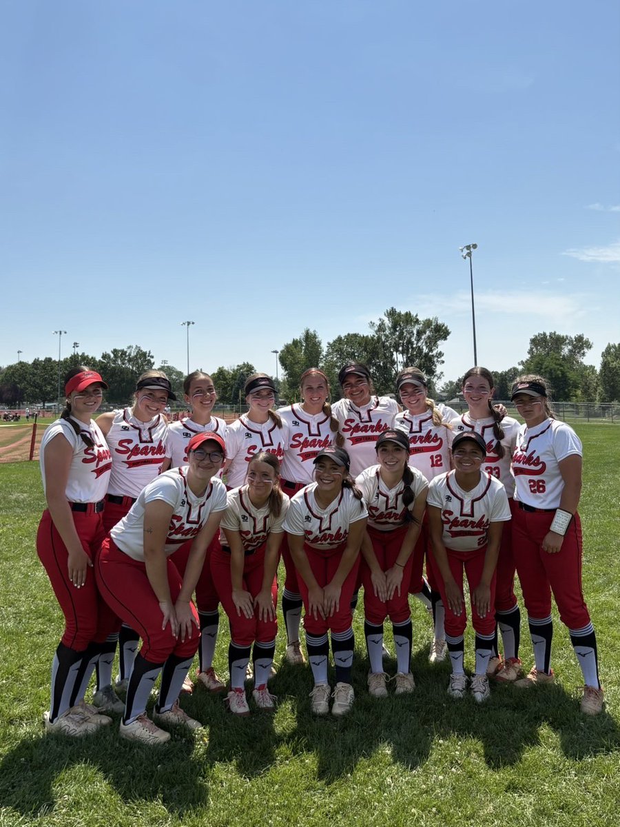 coleysievers's tweet photo. Had a great time at the @BoulderIDT this past week! Even though we got knocked out in our second bracket game, our team went .500 overall!! ⛰️🥎

@Sparks16uJP @jparrott3 @SoftbalAmerica @SBRRetweets @CoastRecruitsSB @ExtraInningSB https://t.co/asS16BX4fC