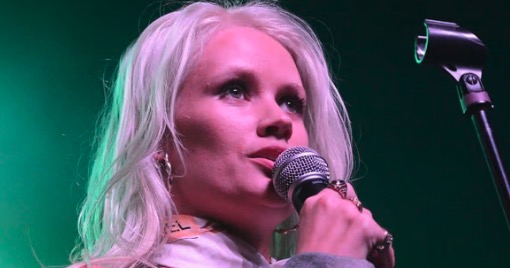 MirrorCeleb's tweet photo. Party Rock singer Lauren Bennett update as police were called to singer's home
https://t.co/0UETLo0uVW https://t.co/ISLDReoAxq