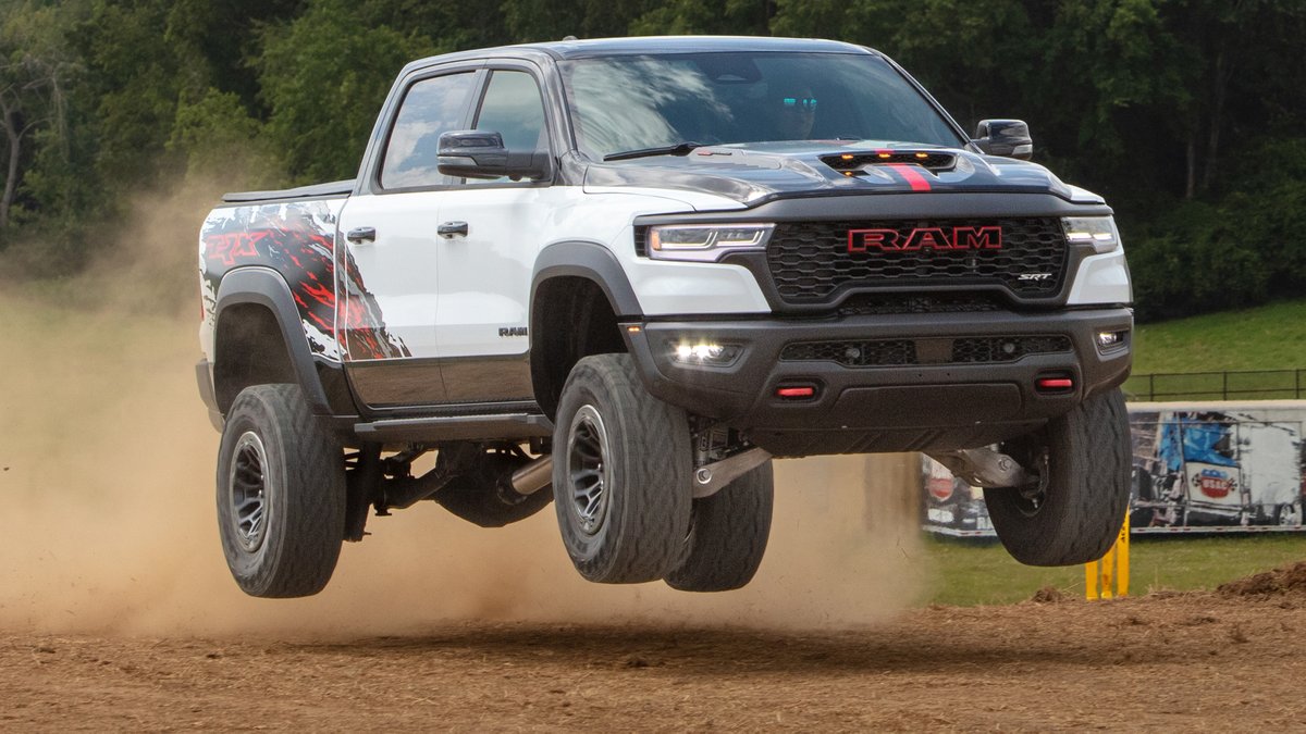 SRiversCars's tweet photo. Tons of new Ram TRX content today... let me know which is your favorite!
https://t.co/ua4A4wct1o
https://t.co/3t5nzVKTSa
https://t.co/Jy7icXuqeh
#Ram #RAMTRX #Trucks #Ram1500 https://t.co/OdbHeU8LXI
