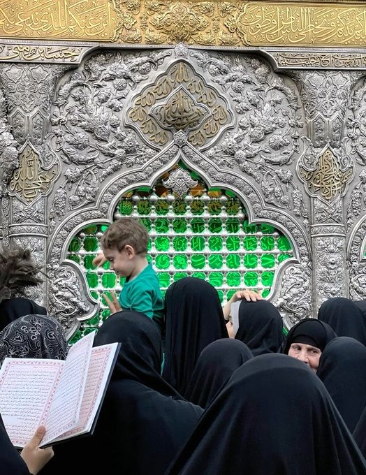 dinaahm50918647's tweet photo. "مُنْذُ الطُّفُولَةِ، وَأَنَا أَعْشَقُ أَبَا الفَضْلِ وَأَلُوذُ بِهِ". https://t.co/Fuwf248sGm