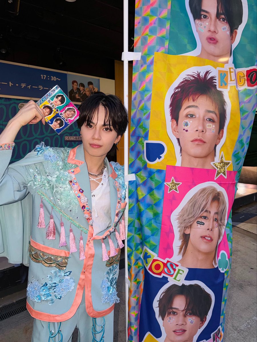 ari_rapinz's tweet photo. 2026.07.07 1st Single 「#ハイレート・ディーラー」発売！
初めてのリリースイベントが今日から始まりました🔥

みんなと一緒に迎えた今日、この瞬間にひとつの夢を叶えられて本当に幸せです。

きっと、この日じゃなきゃダメだった。
そう思える景色を見せてくれてありがとう

ここからだ👊
#RapiNz https://t.co/MVzugHdHPz