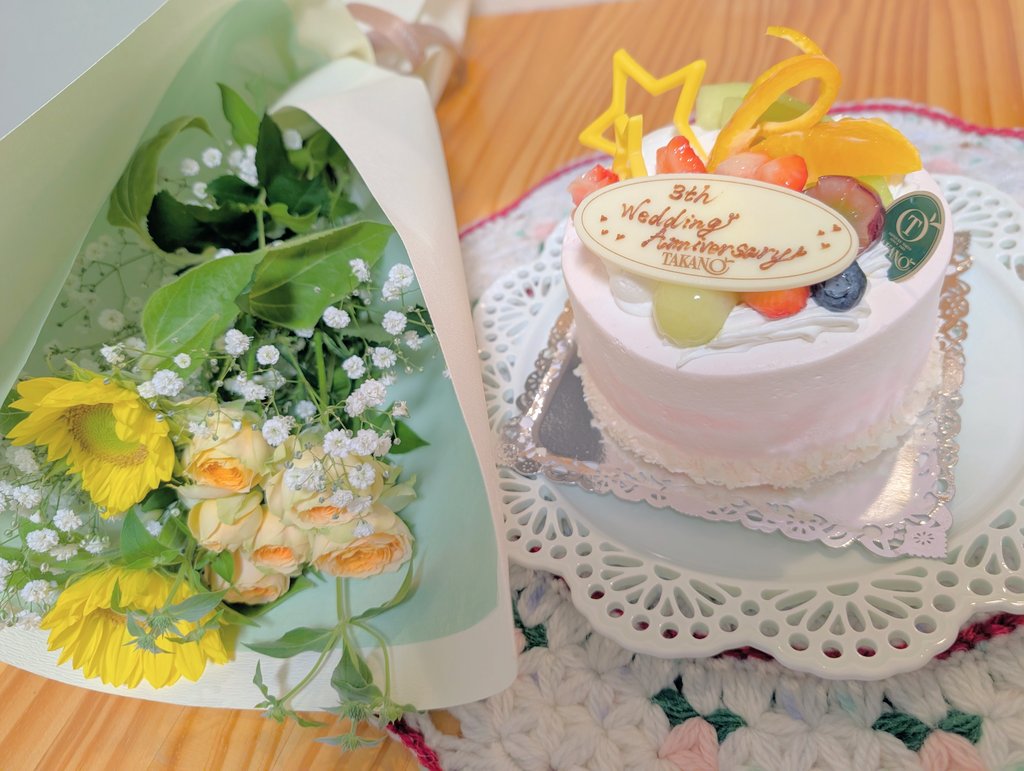 ketu7's tweet photo. けっこんきねんび💍🎂💐 https://t.co/0F7wT6LMft