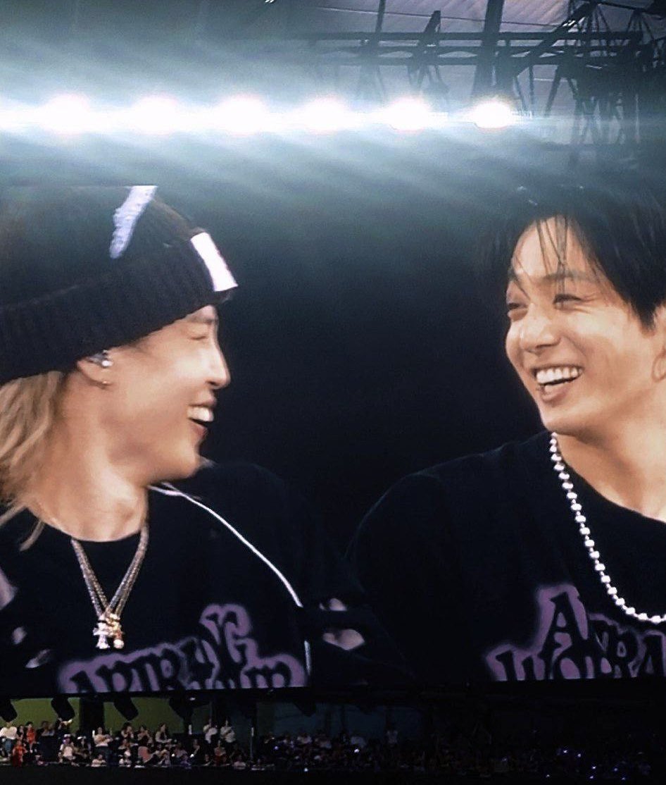 jimwal13's tweet photo. these smile😞💕💘 https://t.co/fPDZPI8BWj