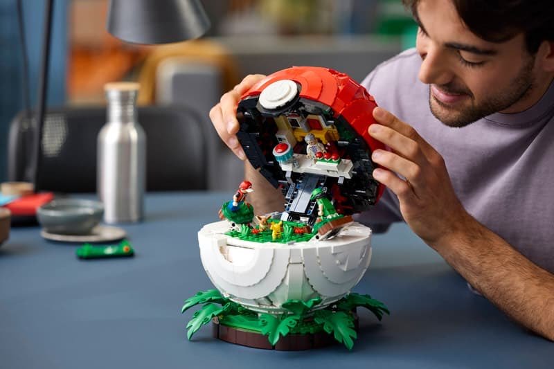 CentroPokemon's tweet photo. 🔴 Así es por dentro el set de LEGO de la Poké Ball. https://t.co/Vyl6bEvgmz