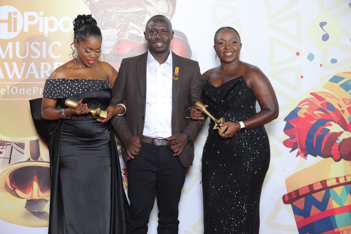 hipipo's tweet photo. Red carpet. Big wins. Bigger vibes. #HMA2026 is coming 13th Nov. Who are you rooting for? 💃🕺

Reserve your ticket early: https://t.co/tCjLQht9yj

#HiPipoMusicAwards #LevelOneProject https://t.co/ouuaQ7fP95