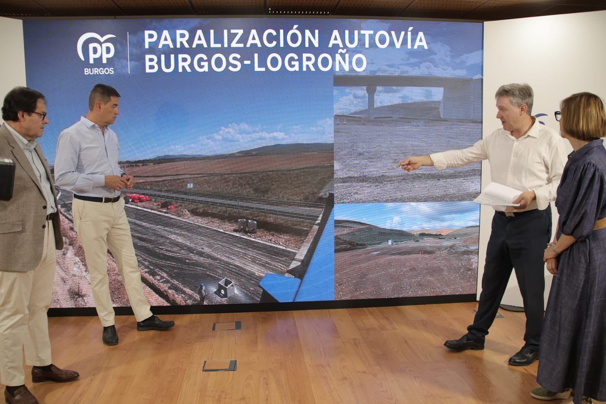 popularesburgos's tweet photo. El desprecio de Sánchez con Burgos sigue

Denunciamos que en el único tramo de la A-12 (Burgos-Logroño) que había obras, las máquinas han desaparecido

Estamos hartos del ninguneo de @oscar_puente_ con esta provincia, y todo con el silencio cómplice del @psoeburgos
 
BASTA YA 😡 https://t.co/NFQ8pH565Y
