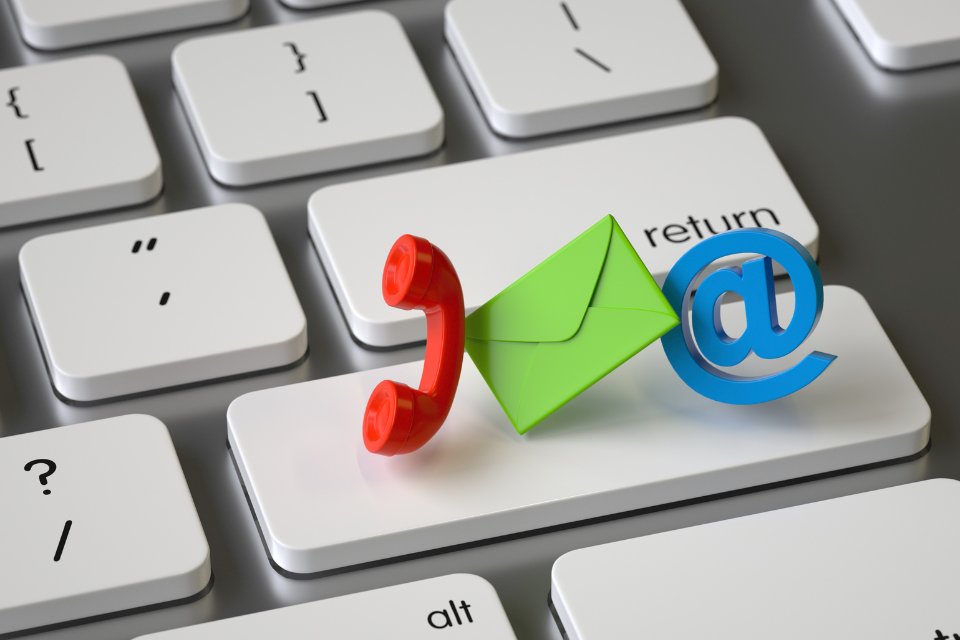 APHAgovuk's tweet photo. We've made it easier to get in touch with us. Our new digital contact forms are available for:

▪️ Pet Travel
▪️ Customer Advice
▪️ Welfare 
▪️ TB Advice services. 

🔗 Find the right form for you: https://t.co/X5WMUjCxZf https://t.co/nIRkrLLcL8