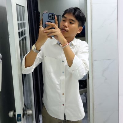 PutheaR52142's tweet photo. #NewProfilePic https://t.co/KMUJxJpvus