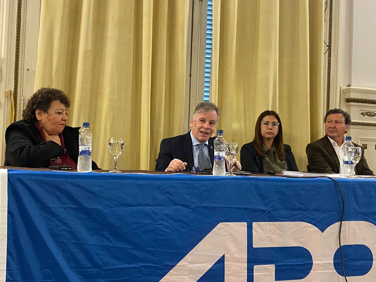 sigenarg's tweet photo. Alejandro Díaz participó en la provincia de Salta de un encuentro federal sobre control gubernamental organizado por la Asociación del Personal de los Organismos de Control (APOC) para reflexionar sobre el control público y su contribución a la gestión del Estado. https://t.co/yuqLN5Lv8K