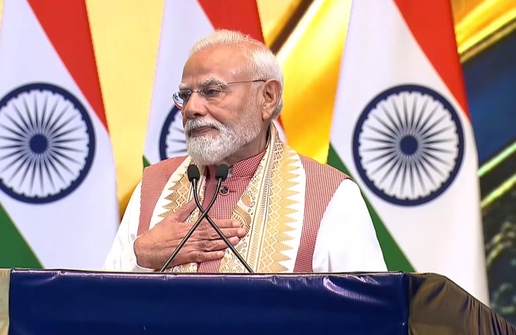 BJP4India's tweet photo. The relationship between India and Indonesia is one of civilisations. 

Empires rose and fell, and global politics changed, but this enduring bond between India and Indonesia has always remained intact.

That is our greatest strength.

- PM @narendramodi https://t.co/olNRkFkBGX