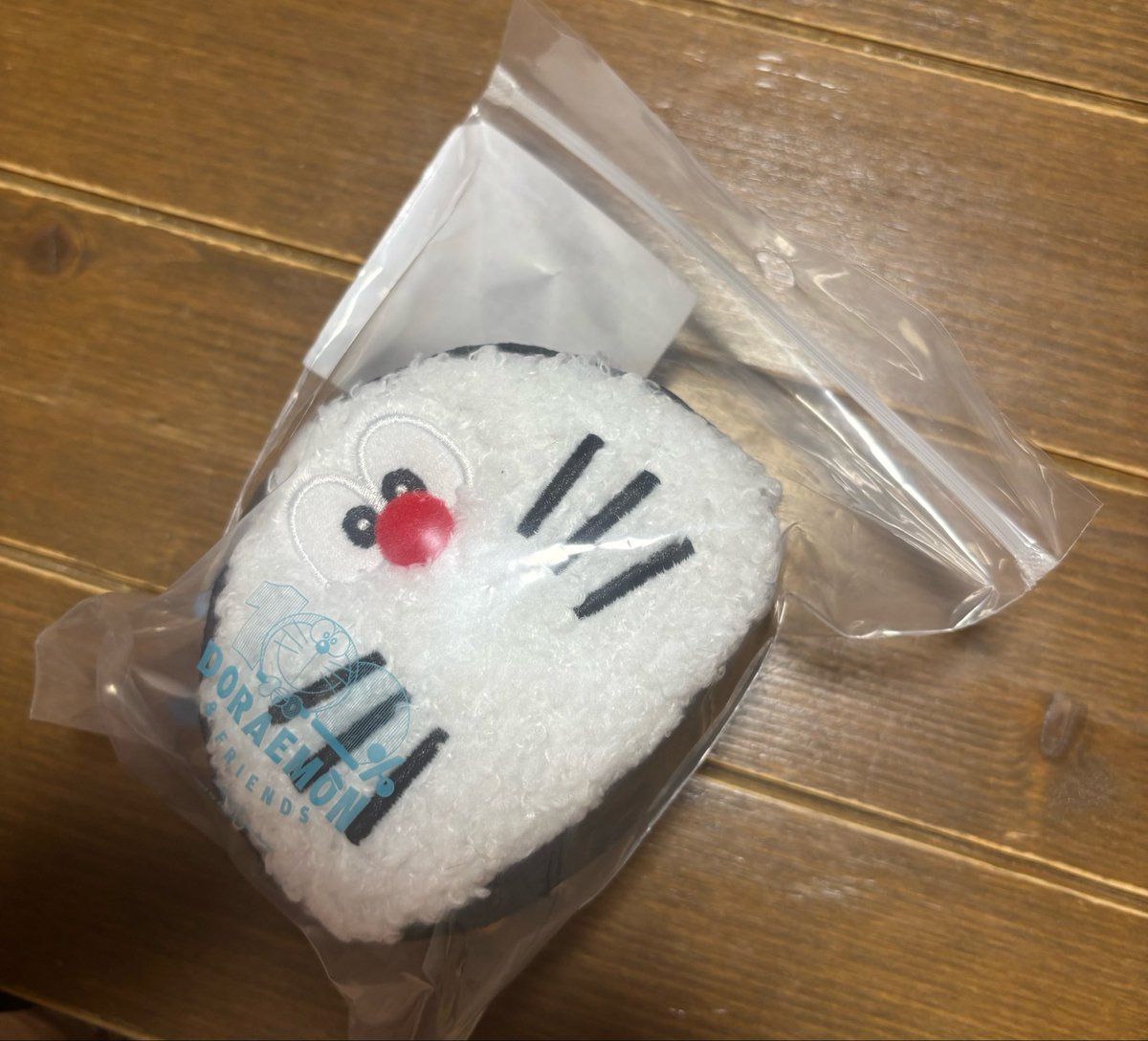4L3k2D7FDF's tweet photo. 七夕🎋の夕方にやってきた、おにぎりドラえもん🍙 https://t.co/SRvcJGG17Z