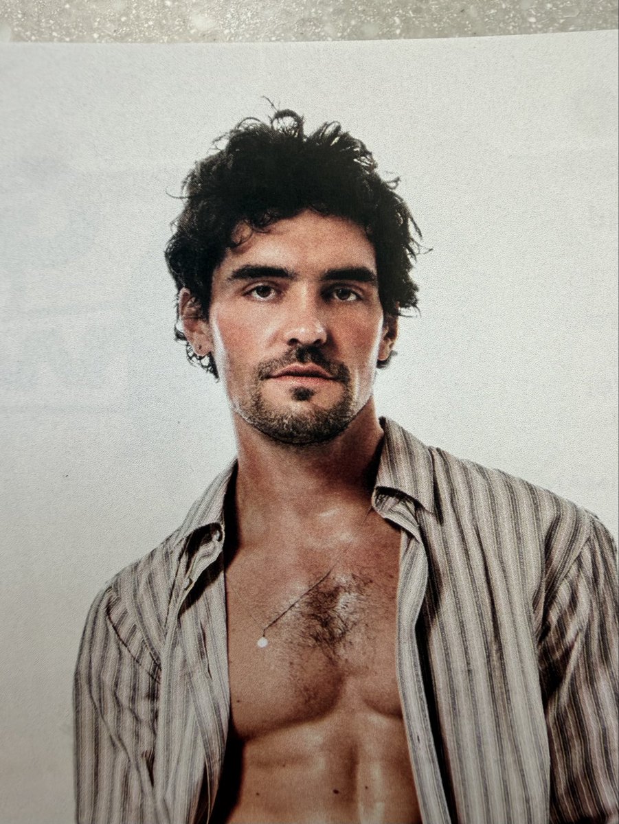 tf_oconnor's tweet photo. i’m in @GQMagazine ! so cool!! https://t.co/u2lzXCZHVZ