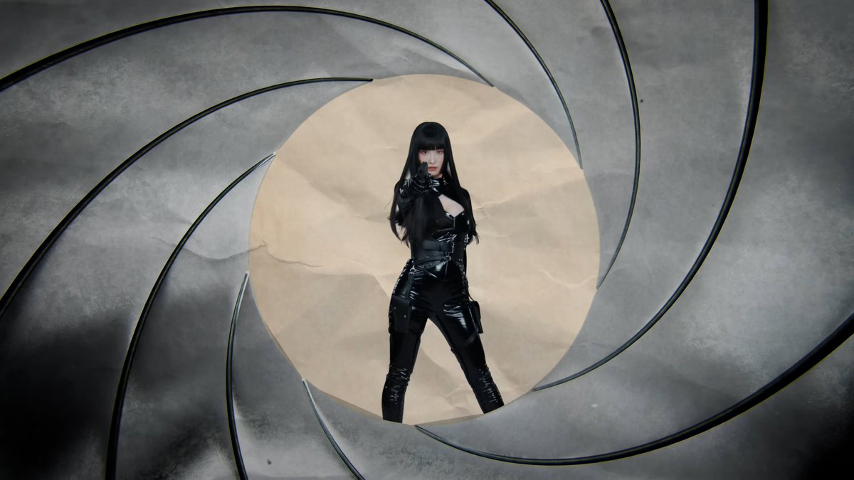 godmitzu's tweet photo. I still see people thinking this part of the MISAMO music video was a spoiler for July 7th, but it's just a very obvious 007 James Bond reference https://t.co/disEHRB1OE