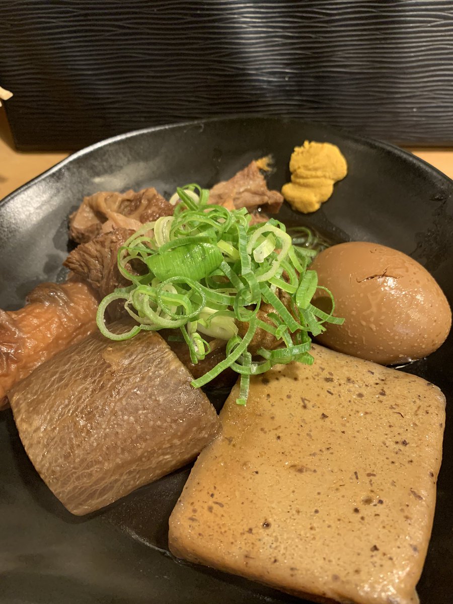 URoom_ao's tweet photo. 飲み歩いてたらもうこんな時間に_(:3 」∠)_
好きだから静岡でも好んで食べてる方だけど、
京都のおでん🍢やはり旨いぞ✨

そこかしこに聞こえるこちらの言葉も好き。
おおきに ほんま が特に良き🍢 https://t.co/A7XgmYJ55P