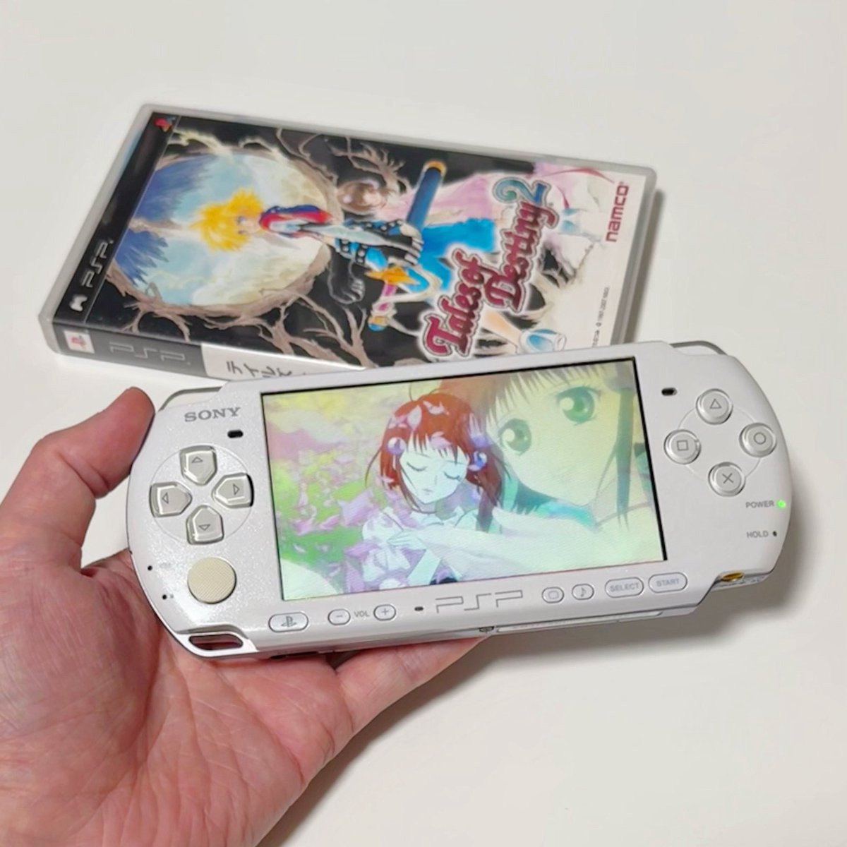 RozeDepami1085's tweet photo. 神のゲーム機やな https://t.co/WazadToaYa