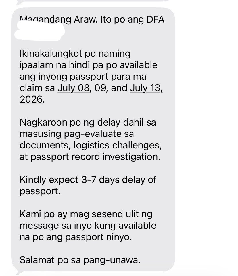 kaeydayy's tweet photo. mga teh, sobrang normal lang pala ng bulok na sistema ng dfa na 'to. nagbayad kami expedite para mabilis process pero may delay pa rin to almost normal processing na tagal, so para san po yung 250 expedite fee kung ganito rin??  di ko gets ateqoh @DFAPHL https://t.co/vr42nDc5KI