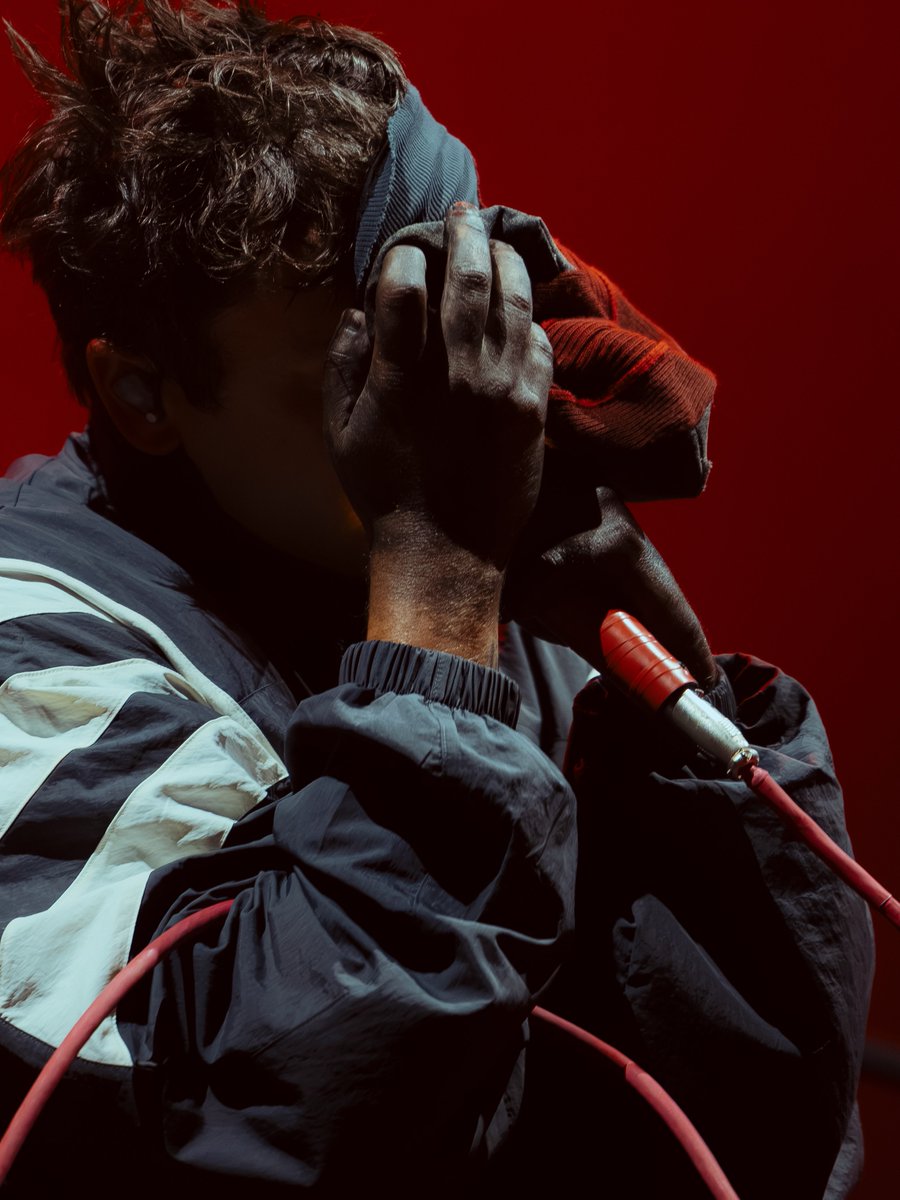 TOPUPDATERS's tweet photo. Twenty one pilots at Main Square Festival this past weekend via @/mainsquarefestival on Instagram, 📸 by @/nickoguihal
1/5 https://t.co/zwOYzhp2ZA