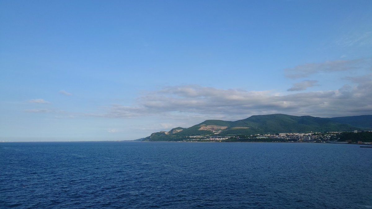 maddy_ff14's tweet photo. 海は広いな大きいな🚢🌊
フェリーに乗って大海原へ！
バルコニー付きのお部屋にしたからいつでも好きな時に海みれる😙 https://t.co/c0f8cO57hN