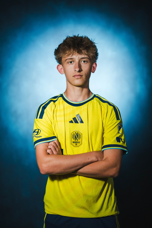 CoachAlexNCSA's tweet photo. Logan Dickson - https://t.co/sqqWVeQ2Jw

⚽️ 2027 Defensive Mid - Tennessee Soccer Club in ECRL
🎓 3.8 GPA - Pre-Med route
📹 New video from Spring season

@NcsaSoccer @ncsa https://t.co/oJHm9qIT3y