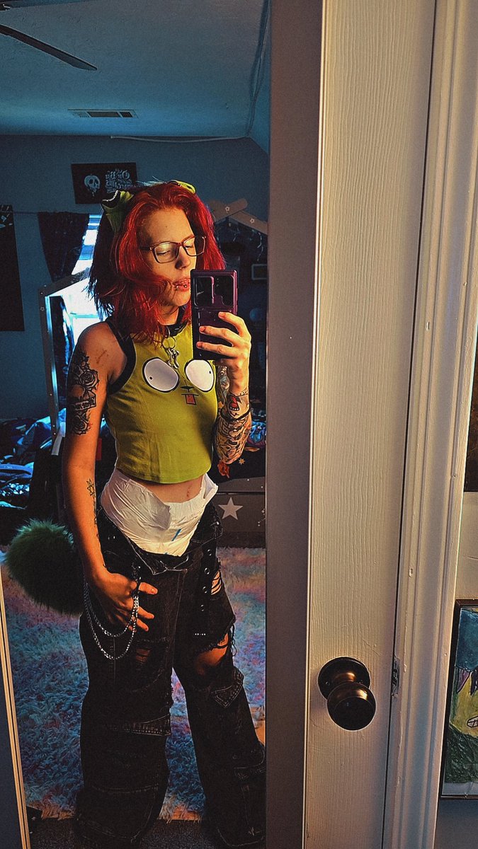 Im_Awkward_tm's tweet photo. Padded &amp; ready to gooooooo https://t.co/4YMXW1uUAl