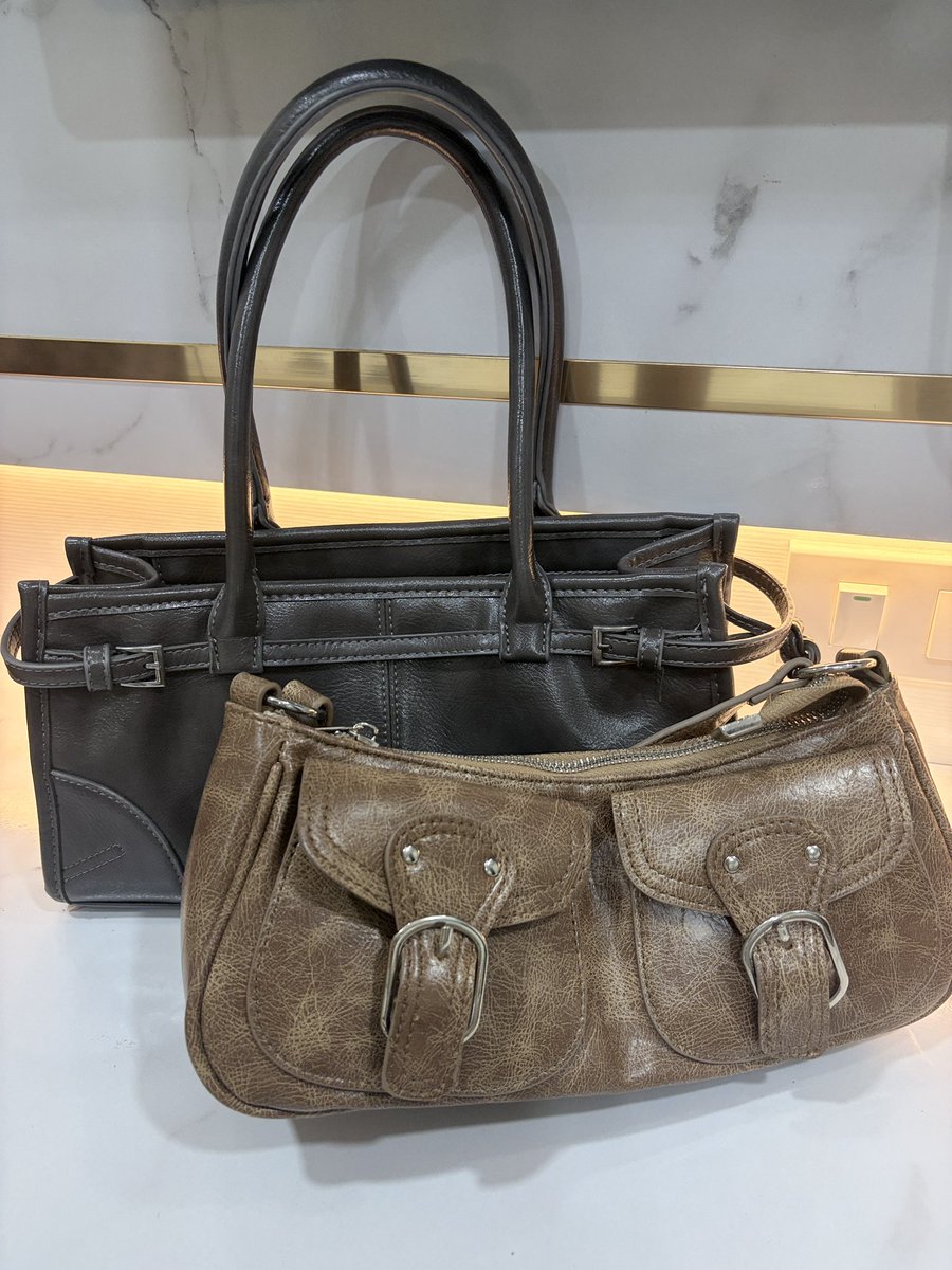 wardr0beatp's tweet photo. 。゚゚・。・゚゚。
゚。 Shipping 50 👚👜❕
゚・。・゚
🧺
cocotaya
Price 250
(from400)
with it
Price 350
(from620)
#ส่งต่อ #ส่งต่อกระเป๋า #ปล่อยต่อกระเป๋า #กระเป๋า #cocotaya #withit #กระเป๋ามือสอง #ส่งต่อเสื้อผ้า #ส่งต่อbrandy #brandy #เสื้อ https://t.co/PBvbEhoLGe