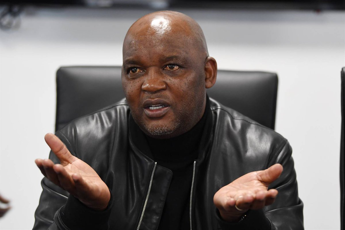 dube_mthoko's tweet photo. ℕ𝕠 ℝ𝕦𝕝𝕒𝕟𝕚. ℕ𝕠 𝔹𝕖𝕟𝕟𝕚. ❌

SAFA is stepping up the search for Hugo Broos' successor with an August 1 deadline in mind—but Rulani Mokwena and Benni McCarthy are NOT in the running. Neither has applied.

Meanwhile, Pitso Mosimane has thrown his hat in the ring (backed heavily by Sports Minister Gayton McKenzie), and AmaZulu’s Arthur Zwane has also officially applied.

Who gets your vote? 🇿🇦⚽

READ MORE:📲 https://t.co/EnqglQ14kK