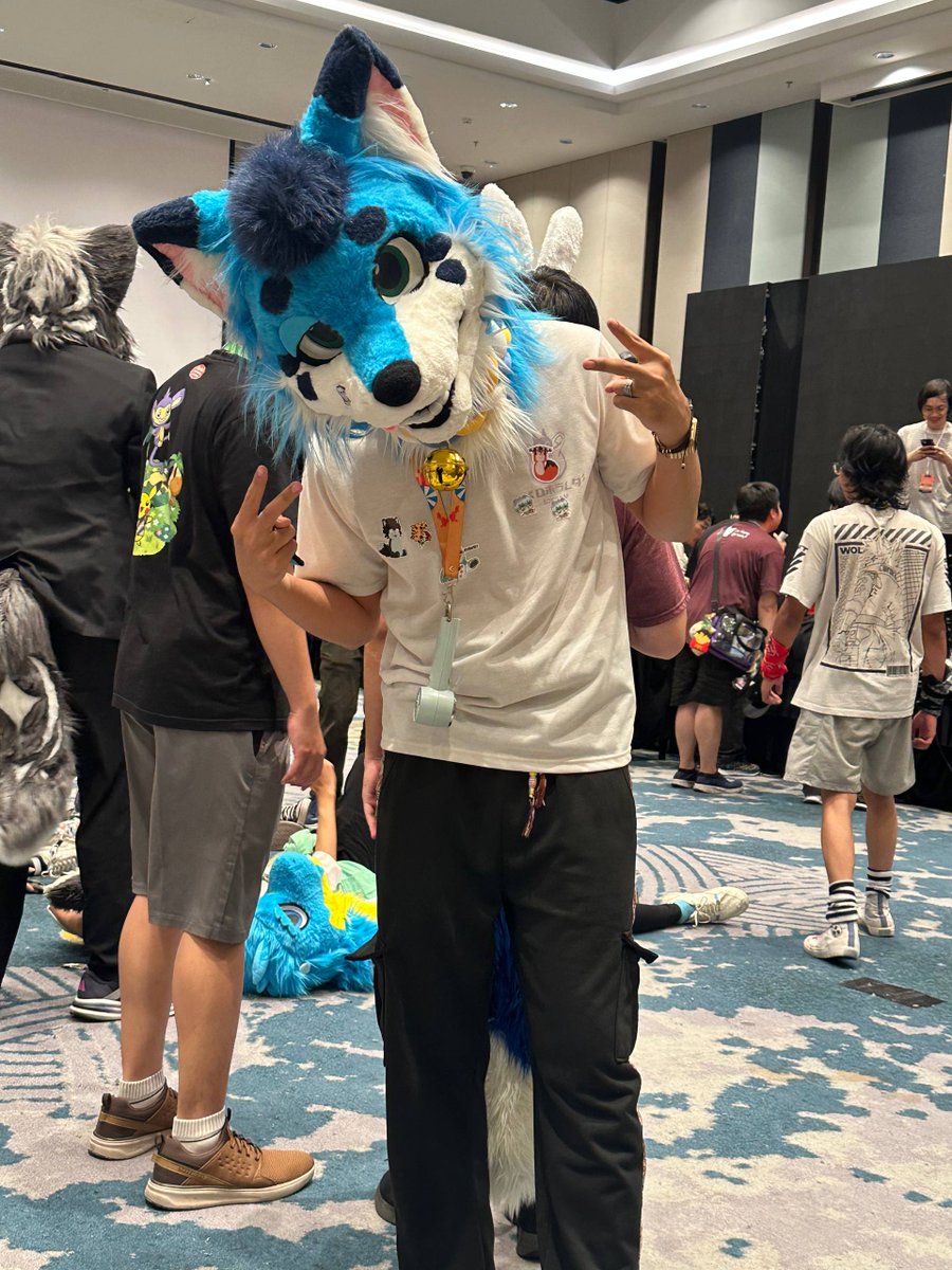 YundoDaFoz's tweet photo. this is so fire!
#furry #iwag2026 #furryindonesia https://t.co/DPmP0WaPJf