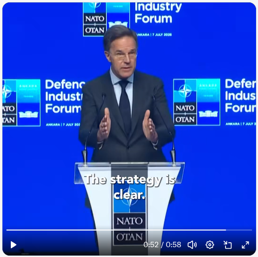 barbouillech's tweet photo. "Die Strategie ist klar." - Mark Rutte, @SecGenNATO

Genau: "Mehr Geld (für uns, die Elite), mehr Krieg (für euch, das Fussvolk)" https://t.co/axRLjTC1Gy