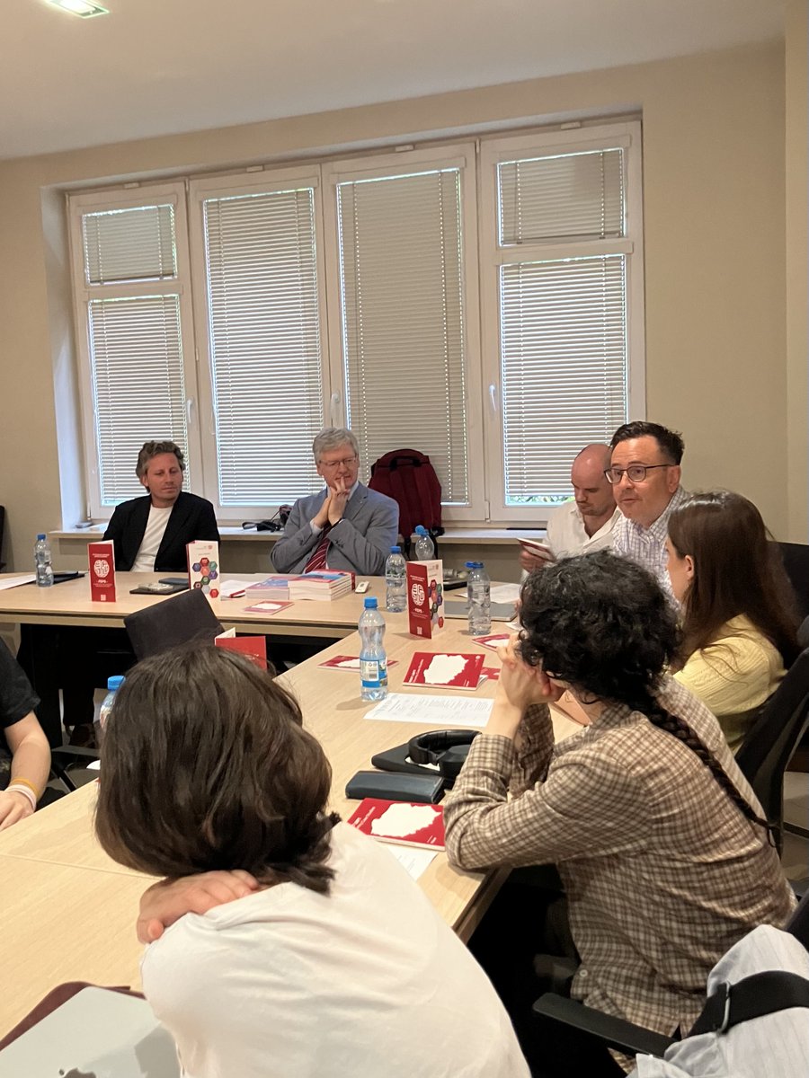FEPS_Europe's tweet photo. What do #SocialDemocracy and progressivism mean in the #Eastern Partnership region? FEPS was in Warsaw for this year’s edition of Friends of Eastern Partnership (FoEP)!🇵🇱
https://t.co/yl8iJNVhfS
This edition of the FoEP provided a space for in-depth discussions on strengthening progressive cooperation, developing local strategies and fostering regional networking across the Eastern Partnership, bringing together participants nominated by progressive organisations from Armenia, Azerbaijan, Belarus, Georgia, the Republic of Moldova and Ukraine. 💭
Topics explored include:
👉 Defining progress in the region
👉Mapping the political landscape
👉Translating core values like democracy, equality and solidarity into practice
👉 Identifying the strategic and electoral positioning of centre-left forces.
The regional conference took place ahead of the 2026 @YESocialists Summer Camp, where participants had the opportunity to further engage with progressive youth from across the EU and beyond, including the panel discussion “A gender perspective on the Eastern Partnership”, which featured several FoEP participants.
🤝 The Friends of Eastern Partnership (FoEP) is an FEPS initiative, organised in cooperation with Foundation Max van der Stoel (FMS), @Palmecenter and @FAE_pl.